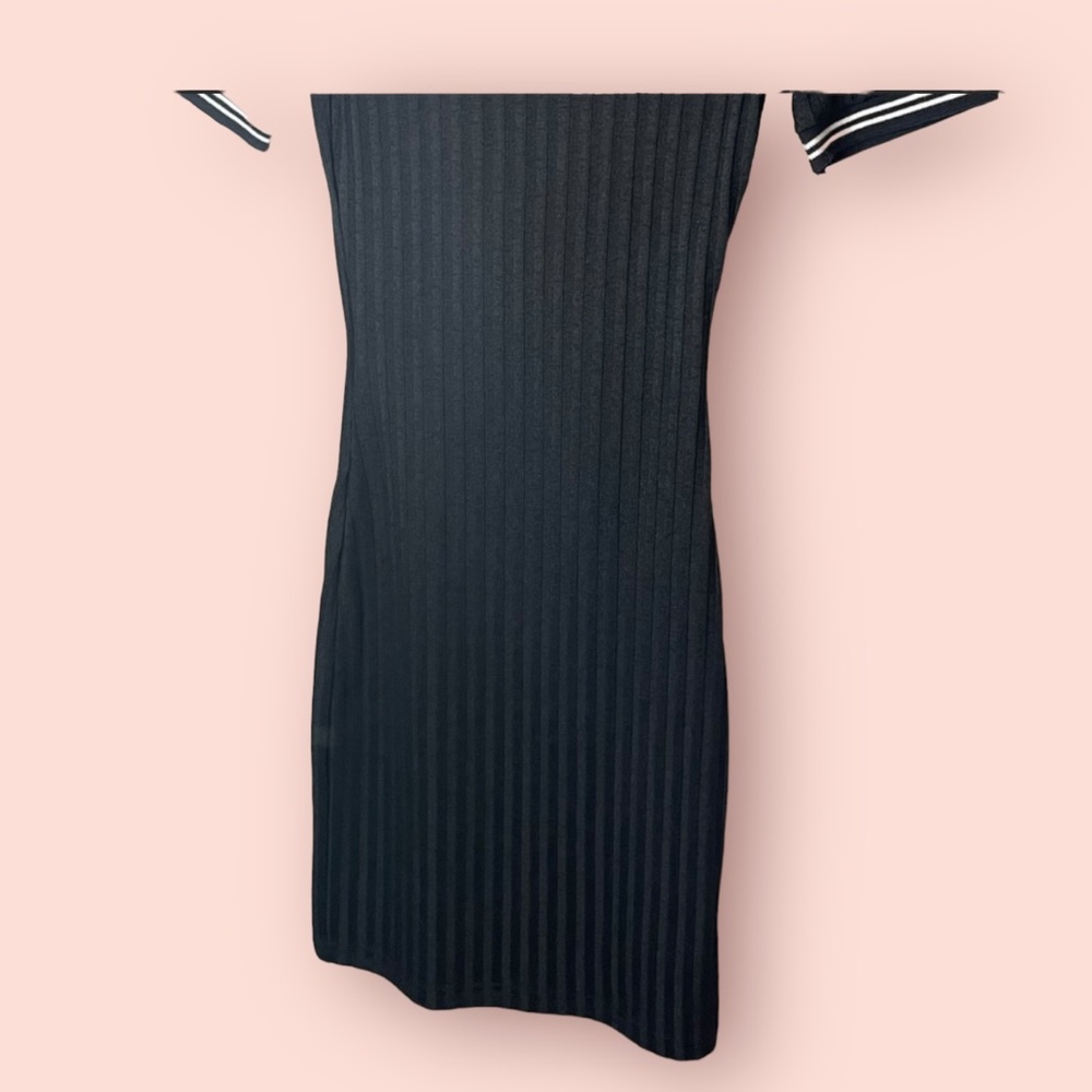 H&M Dress - Picture 2 of 8